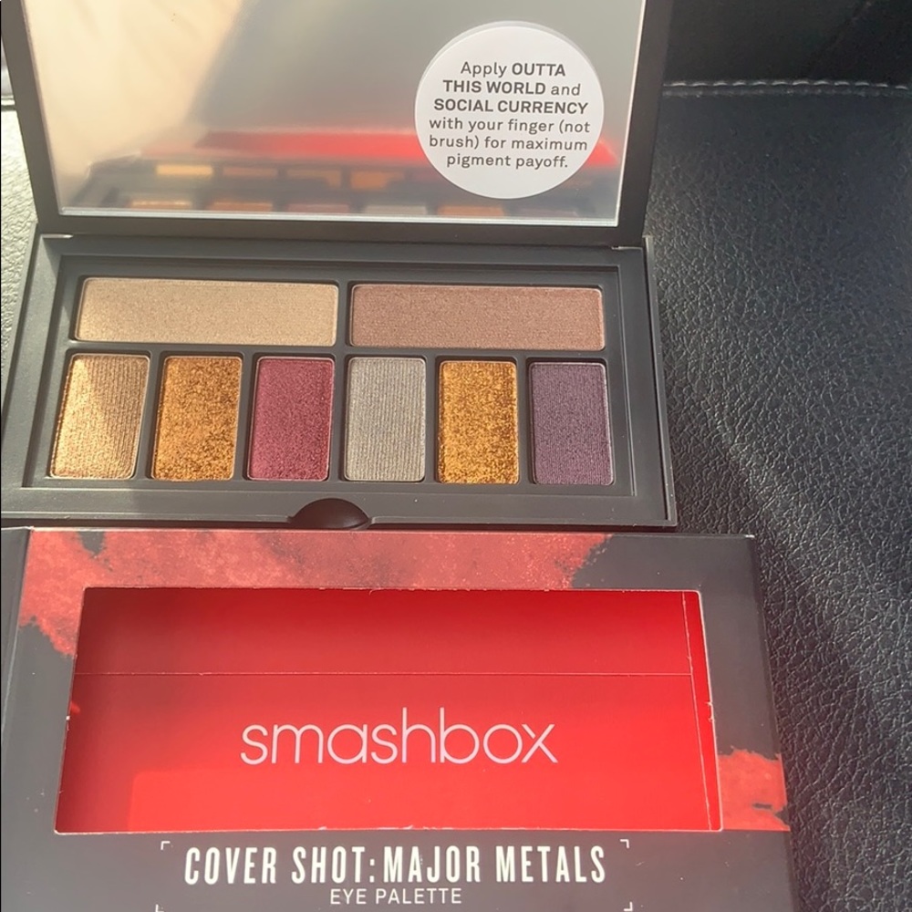 Smash box eyeshadow palette